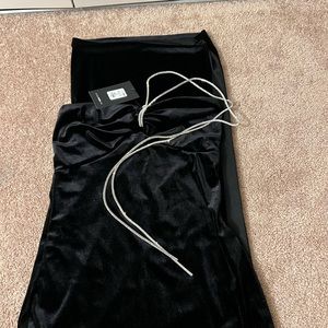 Womens long black velvet dress NWT